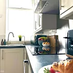 Nyaraló 3 Bedroom For Contractors, Professionals Or Families With Free Parking And Netflix Nr Motorway *