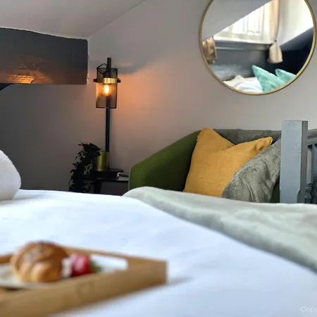 3 Bedroom For Contractors & Professionals With Free Parking & Netflix Nr Motorway *