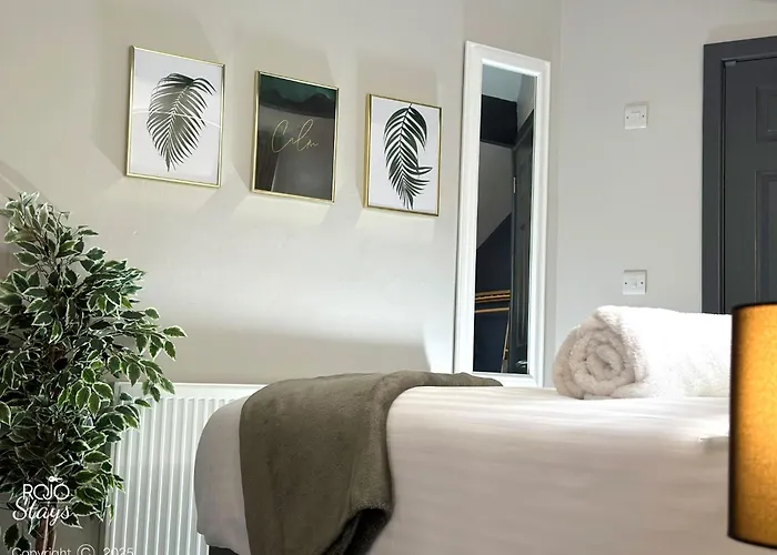 Σπίτι διακοπών Easter Offer 3 Bedroom Leeds Home For Contractors & Professionals With Free Parking And Netflix Nr Motorway Λιντς