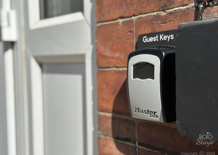 Σπίτι διακοπών Easter Offer 3 Bedroom Leeds Home For Contractors & Professionals With Free Parking And Netflix Nr Motorway *