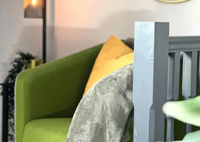 Easter Offer 3 Bedroom For Contractors & Professionals With Free Parking And Netflix Nr Motorway