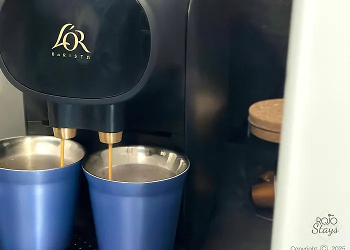 Easter Offer 3 Bedroom For Contractors & Professionals With Free Parking And Netflix Nr Motorway بيت للعطل